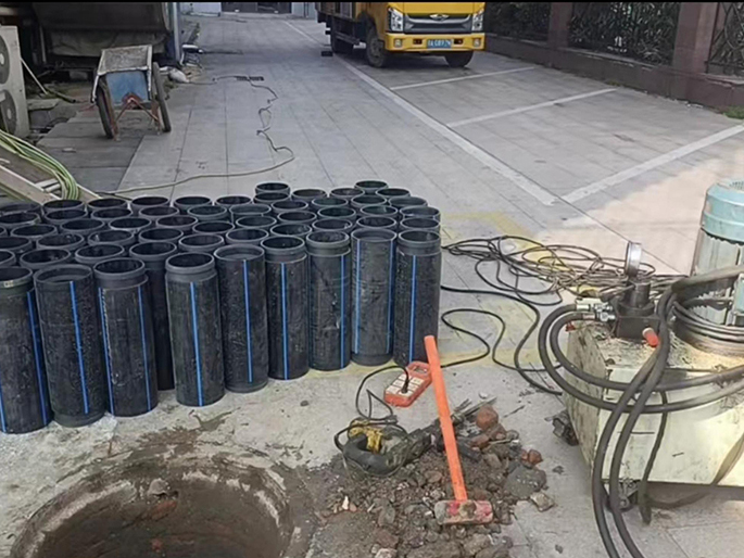 常德PE置换管厂家 DN315置换管 非开挖管短管置换